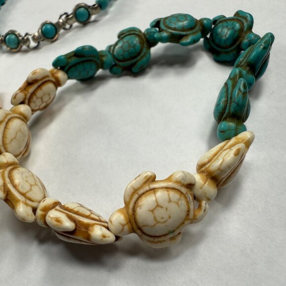 Set Of 3 Women Bracelets - Beaded Stretch Assortment Turtles Geometric Shapes - Picture 4 of 16